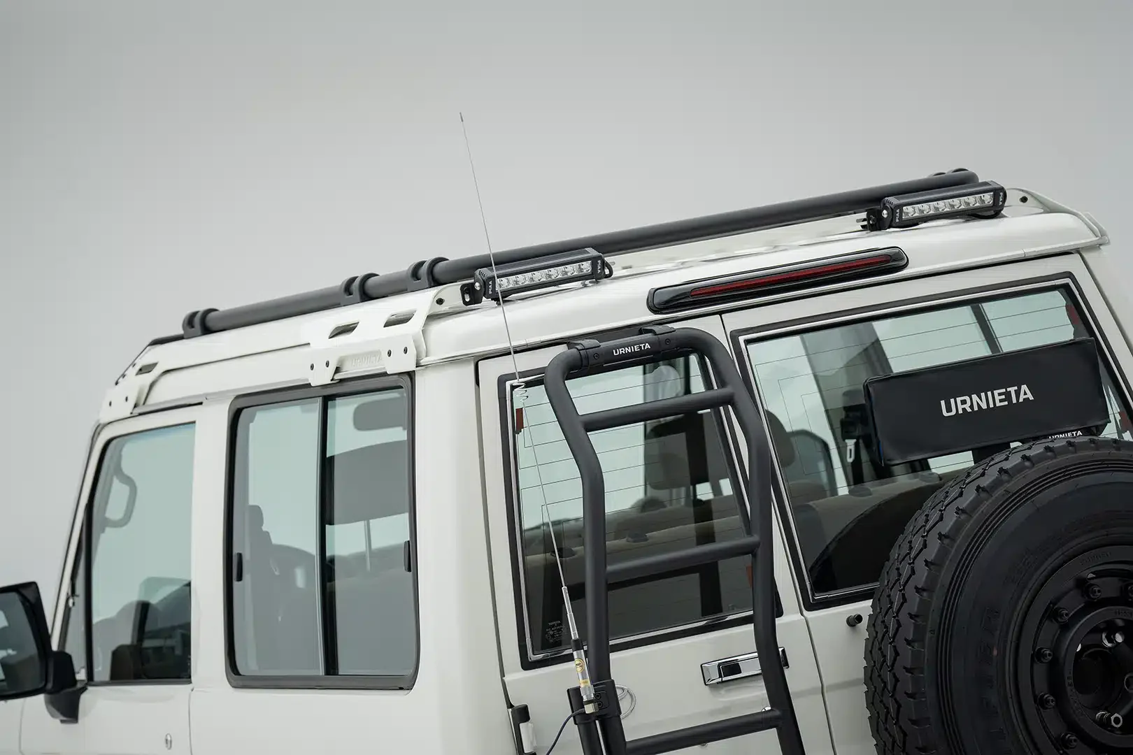 URNIETA Rear Door Ladder | 76 Series LandCruiser Wagon - Image 6