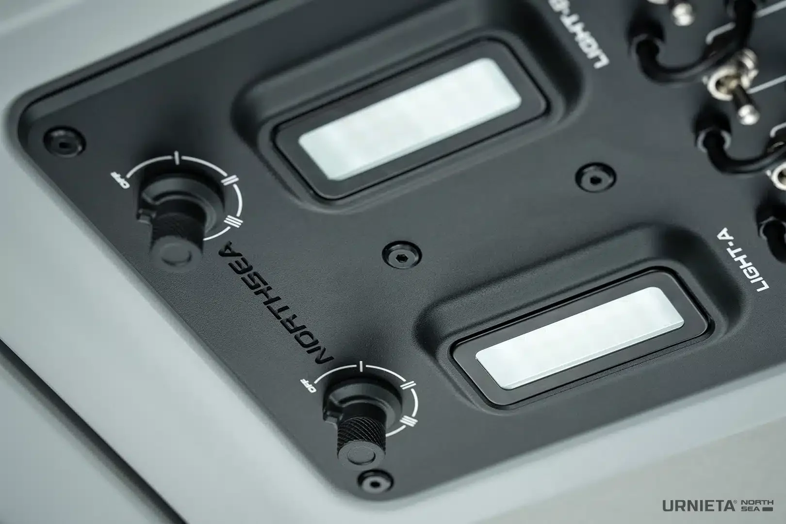 URNIETA Roof Console | 70 Series LandCruiser 2007-2026 - Image 10